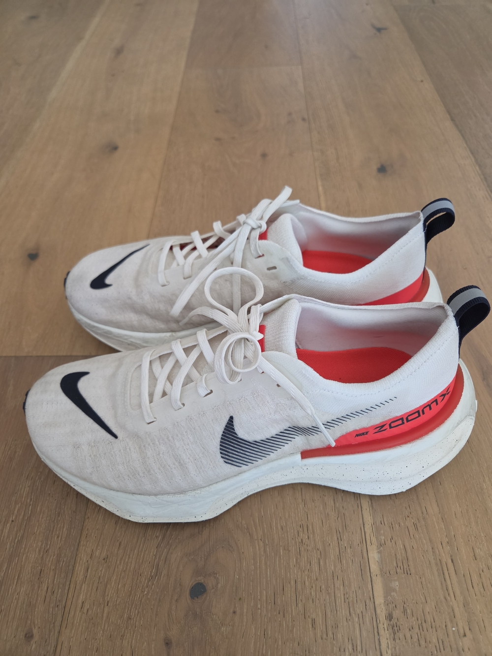 Nike ZoomX Invincible Run 3, Mens Size 10 - Picture 2 of 8